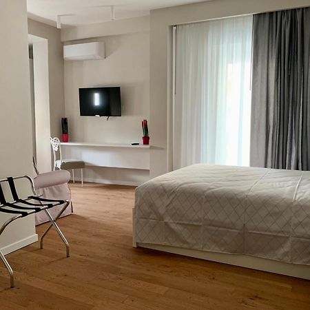 Sweet Home De Rossi Bari Buitenkant foto